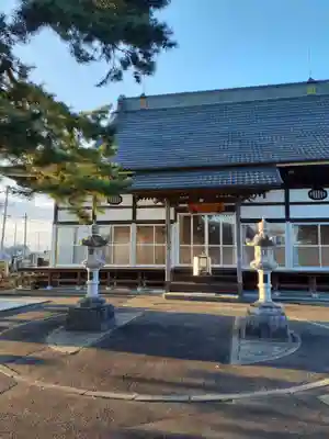 西念寺の本殿・本堂