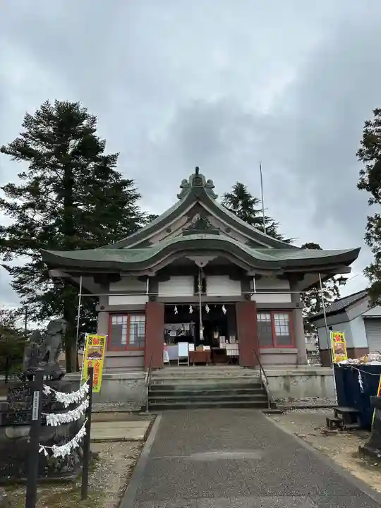 新川神社の本殿・本堂