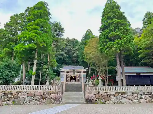 佐伎治神社の建物その他