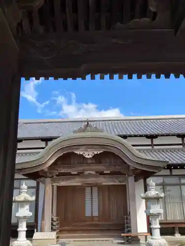 宝持院の本殿・本堂