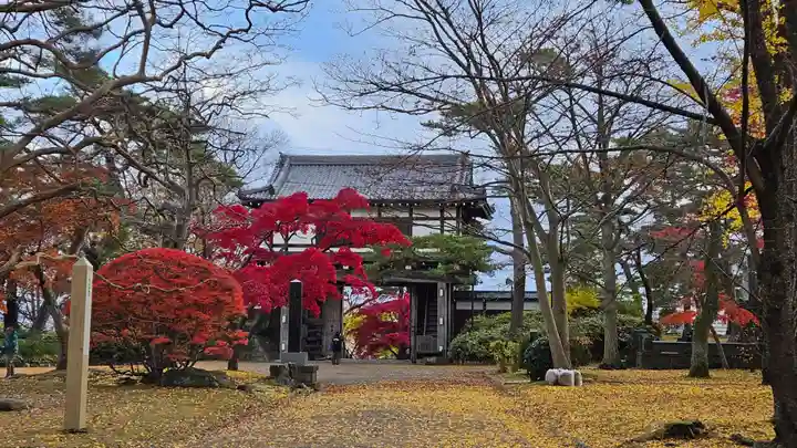 八幡秋田神社(秋田県)