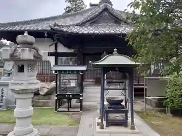 妙建寺の本殿・本堂