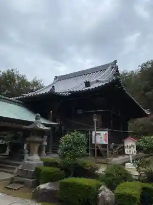 白峯寺の本殿・本堂