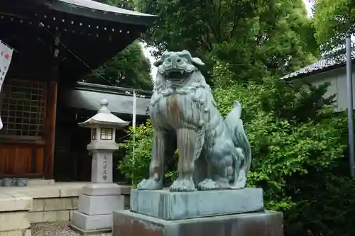 溝旗神社（肇國神社）の狛犬