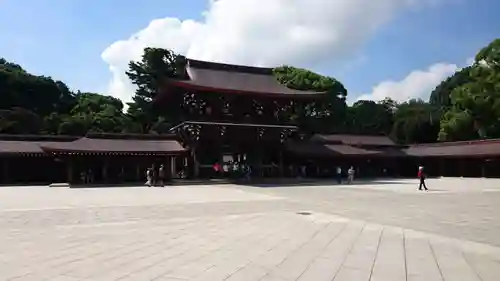 明治神宮の山門