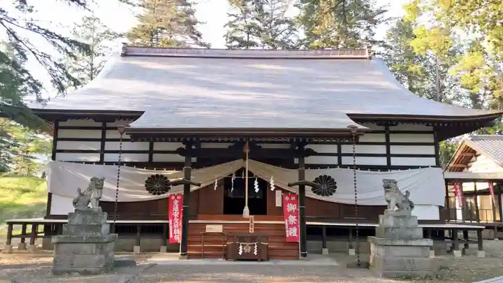 上田招魂社の本殿・本堂