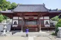 蓮光寺の本殿・本堂