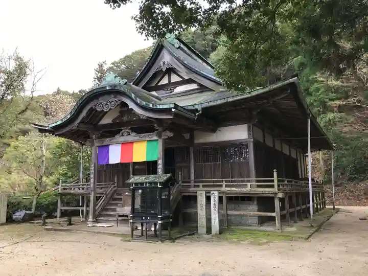 般若寺の本殿・本堂