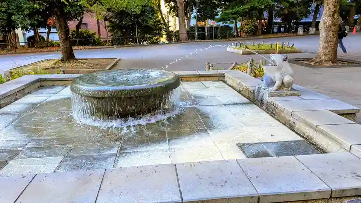 寛永寺(根本中堂)の周辺