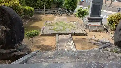 稚桜神社の庭園
