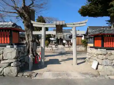 大将軍神社の{uncategorized: "未分類", other: "その他", undefined: "問題あり", building: "その他建物", grave: "お墓", sacred_gate: "鳥居", guardian: "狛犬", statue: "像", buddha: "仏像", history: "歴史", nature: "自然", garden: "庭園", animal: "動物", pagoda: "塔", temizu: "手水舎", mountain_gate: "山門・神門", sanctuary: "本殿・本堂", subordinate: "末社・摂社", art: "芸術", scenery: "景色", jizo: "地蔵", ema: "絵馬", goshuin: "御朱印", omikuji: "おみくじ", items: "授与品その他", amulet: "お守り", goshuincho: "御朱印帳", eats: "食事", festival: "お祭り", votive_dance: "神楽", shichigosan: "七五三参", wedding: "結婚式", experience: "体験その他", initially: "初詣", around: "周辺", anti_infection: "感染症対策"}