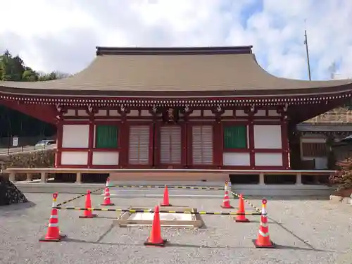 威徳院 極楽寺の本殿