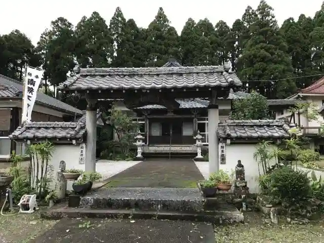 大田井山 極楽寺の山門