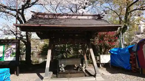 西新井大師総持寺の手水