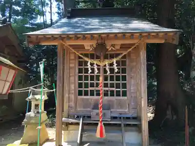 諏訪神社の末社・摂社