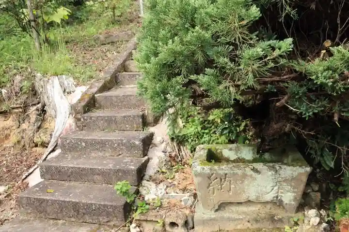 大六天麻王神社のその他建物