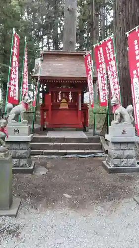 北口本宮冨士浅間神社の末社・摂社