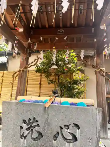 蛇窪神社の{uncategorized: "未分類", other: "その他", undefined: "問題あり", building: "その他建物", grave: "お墓", sacred_gate: "鳥居", guardian: "狛犬", statue: "像", buddha: "仏像", history: "歴史", nature: "自然", garden: "庭園", animal: "動物", pagoda: "塔", temizu: "手水舎", mountain_gate: "山門・神門", sanctuary: "本殿・本堂", subordinate: "末社・摂社", art: "芸術", scenery: "景色", jizo: "地蔵", ema: "絵馬", goshuin: "御朱印", omikuji: "おみくじ", items: "授与品その他", amulet: "お守り", goshuincho: "御朱印帳", eats: "食事", festival: "お祭り", votive_dance: "神楽", shichigosan: "七五三参", wedding: "結婚式", experience: "体験その他", initially: "初詣", around: "周辺", anti_infection: "感染症対策"}
