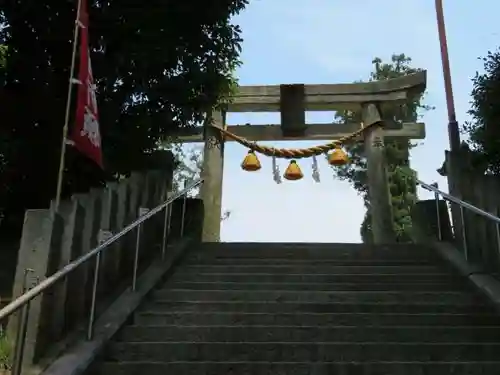 高尾神社の鳥居