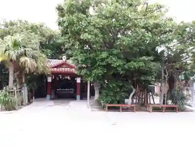 波上宮の本殿・本堂