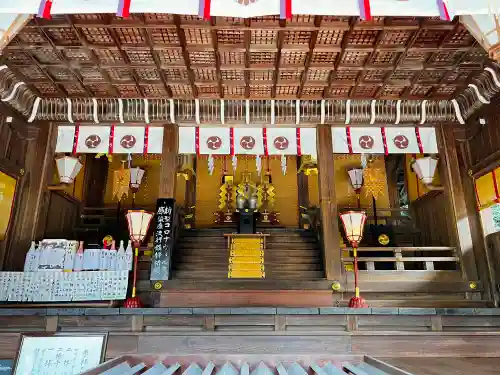 日牟禮八幡宮の本殿