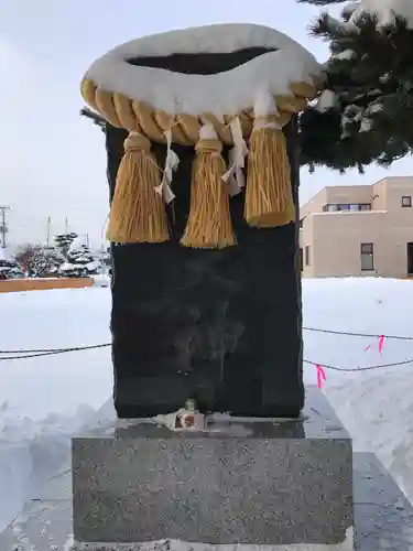 新川皇大神社の末社・摂社