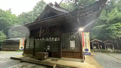 萩日吉神社の本殿・本堂