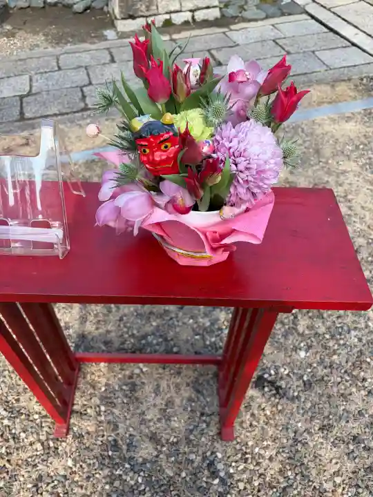 一宮神社の{uncategorized: "未分類", other: "その他", undefined: "問題あり", building: "その他建物", grave: "お墓", sacred_gate: "鳥居", guardian: "狛犬", statue: "像", buddha: "仏像", history: "歴史", nature: "自然", garden: "庭園", animal: "動物", pagoda: "塔", temizu: "手水舎", mountain_gate: "山門・神門", sanctuary: "本殿・本堂", subordinate: "末社・摂社", art: "芸術", scenery: "景色", jizo: "地蔵", ema: "絵馬", goshuin: "御朱印", omikuji: "おみくじ", items: "授与品その他", amulet: "お守り", goshuincho: "御朱印帳", eats: "食事", festival: "お祭り", votive_dance: "神楽", shichigosan: "七五三参", wedding: "結婚式", experience: "体験その他", initially: "初詣", around: "周辺", anti_infection: "感染症対策"}