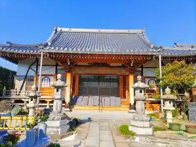 正覚寺の本殿・本堂