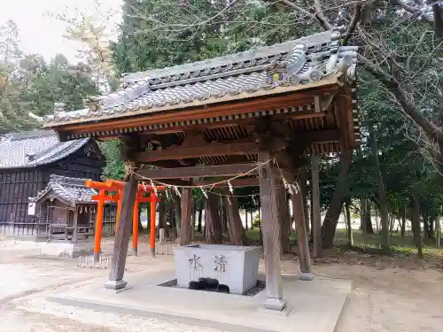 熊野神社の手水舎