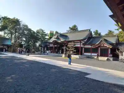 氣比神宮の{uncategorized: "未分類", other: "その他", undefined: "問題あり", building: "その他建物", grave: "お墓", sacred_gate: "鳥居", guardian: "狛犬", statue: "像", buddha: "仏像", history: "歴史", nature: "自然", garden: "庭園", animal: "動物", pagoda: "塔", temizu: "手水舎", mountain_gate: "山門・神門", sanctuary: "本殿・本堂", subordinate: "末社・摂社", art: "芸術", scenery: "景色", jizo: "地蔵", ema: "絵馬", goshuin: "御朱印", omikuji: "おみくじ", items: "授与品その他", amulet: "お守り", goshuincho: "御朱印帳", eats: "食事", festival: "お祭り", votive_dance: "神楽", shichigosan: "七五三参", wedding: "結婚式", experience: "体験その他", initially: "初詣", around: "周辺", anti_infection: "感染症対策"}