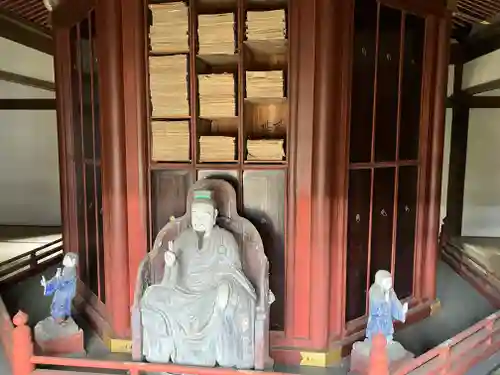 丈六寺の像