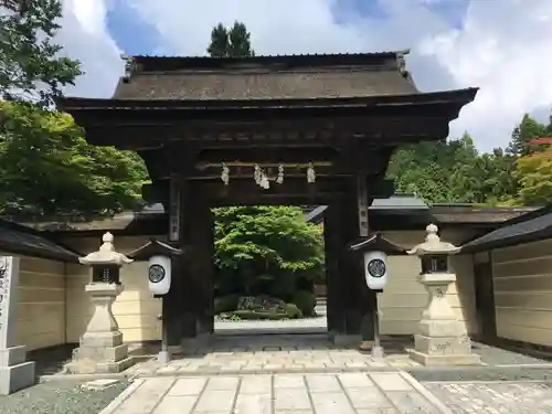 南院の山門・神門