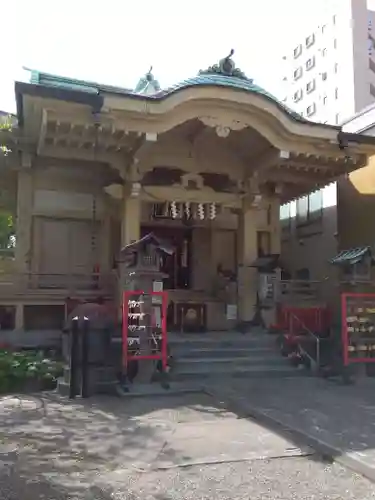 矢先稲荷神社の本殿・本堂