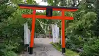 大雪夫婦道祖神(比布神社)の鳥居