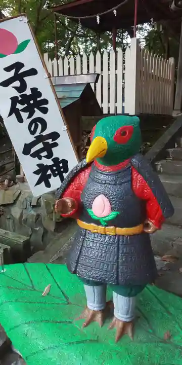 桃太郎神社(栗栖)の狛犬