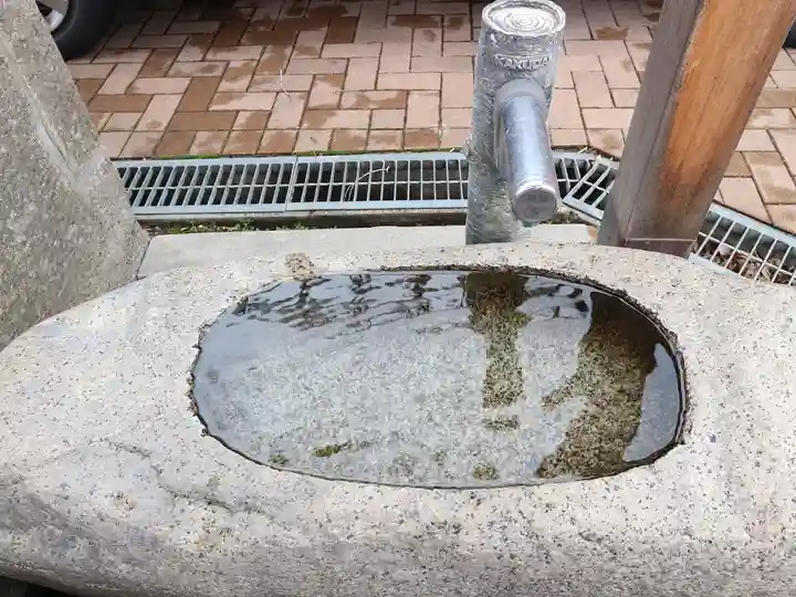 徳井神社の手水舎