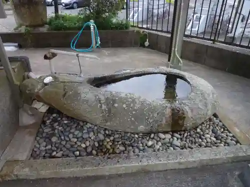 松尾神社の手水舎