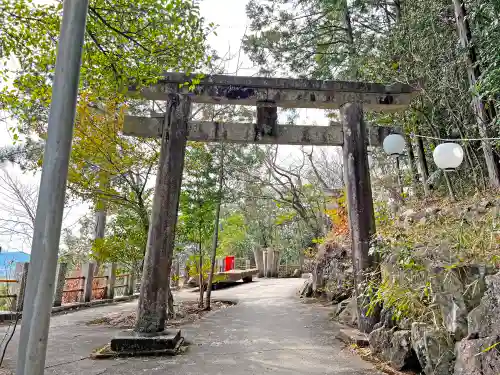 阿賀神社の鳥居