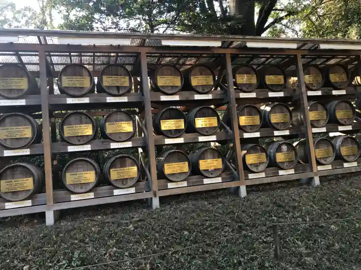 明治神宮の{uncategorized: "未分類", other: "その他", undefined: "問題あり", building: "その他建物", grave: "お墓", sacred_gate: "鳥居", guardian: "狛犬", statue: "像", buddha: "仏像", history: "歴史", nature: "自然", garden: "庭園", animal: "動物", pagoda: "塔", temizu: "手水舎", mountain_gate: "山門・神門", sanctuary: "本殿・本堂", subordinate: "末社・摂社", art: "芸術", scenery: "景色", jizo: "地蔵", ema: "絵馬", goshuin: "御朱印", omikuji: "おみくじ", items: "授与品その他", amulet: "お守り", goshuincho: "御朱印帳", eats: "食事", festival: "お祭り", votive_dance: "神楽", shichigosan: "七五三参", wedding: "結婚式", experience: "体験その他", initially: "初詣", around: "周辺", anti_infection: "感染症対策"}