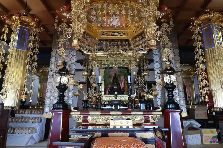 観音寺の本殿・本堂