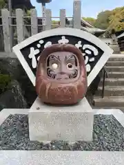 成海神社の像