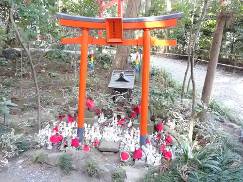 白笹稲荷神社の末社・摂社
