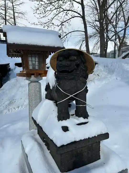 札幌諏訪神社の狛犬