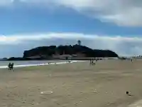 江島神社の{uncategorized: "未分類", other: "その他", undefined: "問題あり", building: "その他建物", grave: "お墓", sacred_gate: "鳥居", guardian: "狛犬", statue: "像", buddha: "仏像", history: "歴史", nature: "自然", garden: "庭園", animal: "動物", pagoda: "塔", temizu: "手水舎", mountain_gate: "山門・神門", sanctuary: "本殿・本堂", subordinate: "末社・摂社", art: "芸術", scenery: "景色", jizo: "地蔵", ema: "絵馬", goshuin: "御朱印", omikuji: "おみくじ", items: "授与品その他", amulet: "お守り", goshuincho: "御朱印帳", eats: "食事", festival: "お祭り", votive_dance: "神楽", shichigosan: "七五三参", wedding: "結婚式", experience: "体験その他", initially: "初詣", around: "周辺", anti_infection: "感染症対策"}