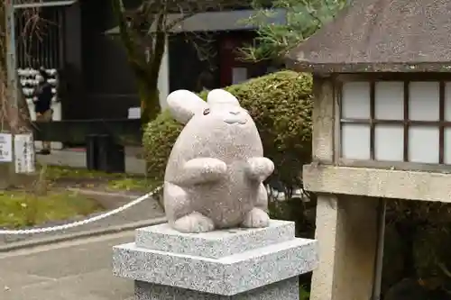 岡崎神社の狛犬