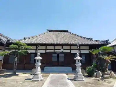 極楽寺の本殿・本堂