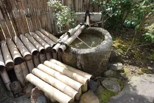 上品蓮台寺の手水舎