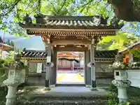 普門寺の山門・神門