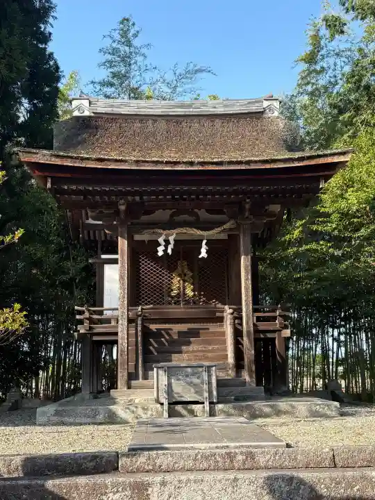 志那神社の{uncategorized: "未分類", other: "その他", undefined: "問題あり", building: "その他建物", grave: "お墓", sacred_gate: "鳥居", guardian: "狛犬", statue: "像", buddha: "仏像", history: "歴史", nature: "自然", garden: "庭園", animal: "動物", pagoda: "塔", temizu: "手水舎", mountain_gate: "山門・神門", sanctuary: "本殿・本堂", subordinate: "末社・摂社", art: "芸術", scenery: "景色", jizo: "地蔵", ema: "絵馬", goshuin: "御朱印", omikuji: "おみくじ", items: "授与品その他", amulet: "お守り", goshuincho: "御朱印帳", eats: "食事", festival: "お祭り", votive_dance: "神楽", shichigosan: "七五三参", wedding: "結婚式", experience: "体験その他", initially: "初詣", around: "周辺", anti_infection: "感染症対策"}